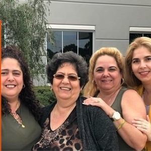 Meet your Posher, Deysi